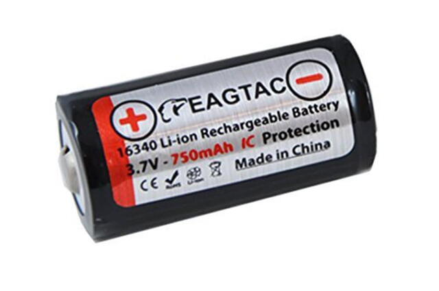 Genopladeligt RCR123A batteri - 750 mAh