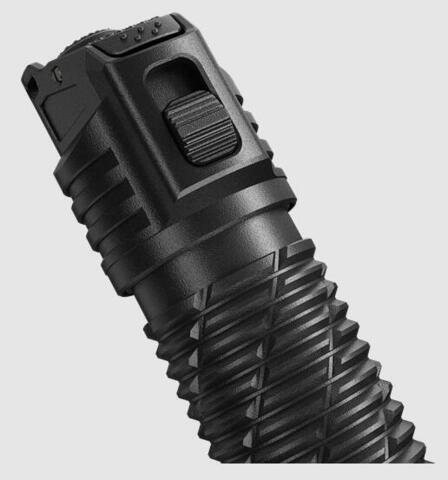 Nitecore P27iX Genopladelig Taktisk Lommelygte 5000 lumen